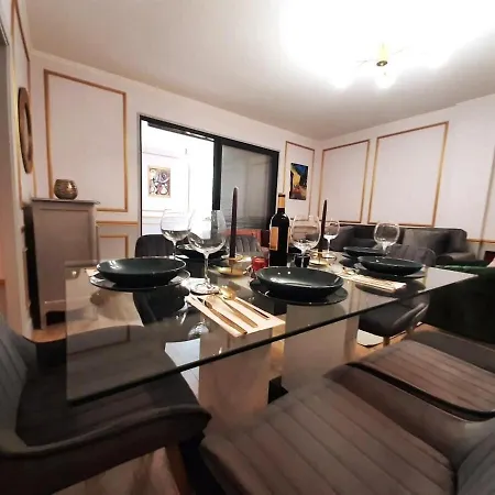 Apartment Da Vinci Montmartre Aircon Paris